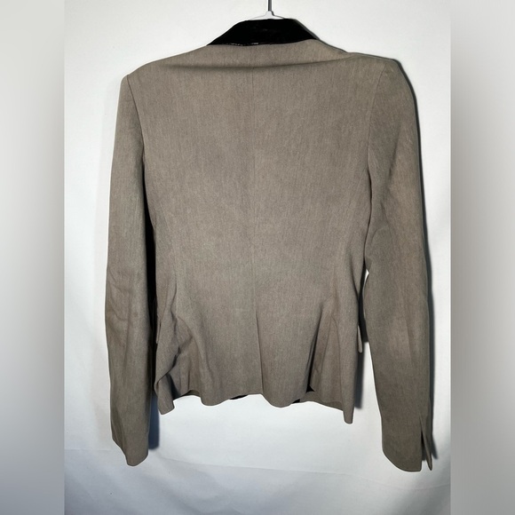 A.L.C Grey/Taupe Silk Lined Single Button Blazer with Lamb Skin Lapels Size 6 - Picture 8 of 9